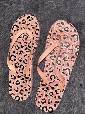 Very well worn preloved flip flops